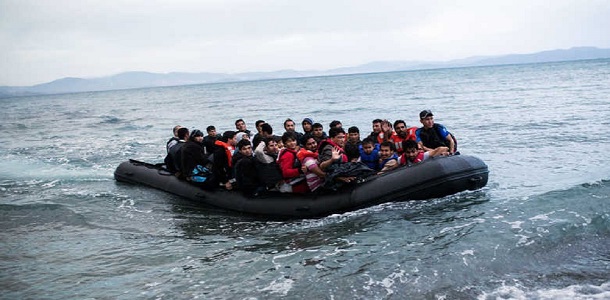 لبنان: تسليم 20 سوريا لسلطات بلادهم بعد محاولتهم الهجرة بطريقة غير شرعية عبر البحر

