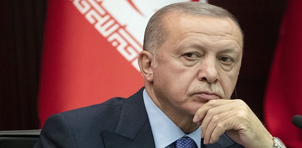 أردوغان: سننفذ العملية في سوريا بشكل مفاجئ.. والسويد سلمتنا 3 من حزب العمال الكردستاني

