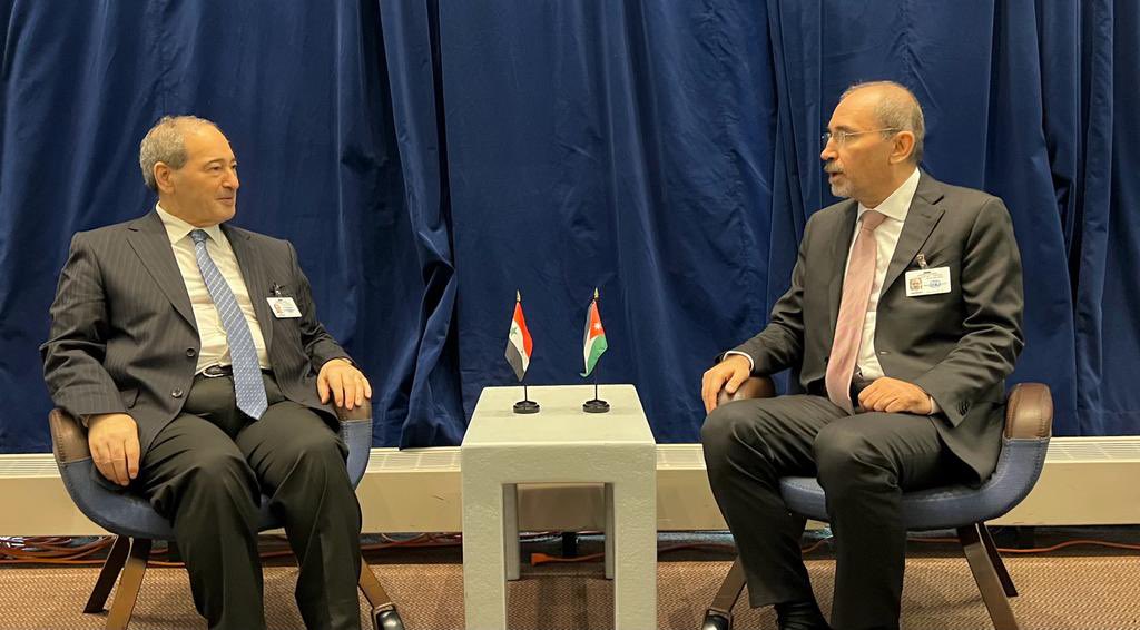 المقداد يلتقي وزير الخارجية الأردني في نيويورك
