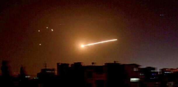 سماع دوي انفجارات في سماء دمشق ومحيطها