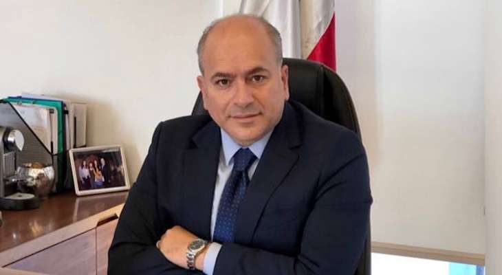 رئيس بلدية لبنانية ينفي أنباء طرد أطفال سوريين من المدارس
