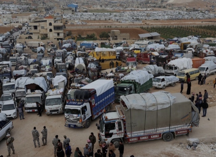 لبنان يعلن عن تجهيز دفعة من اللاجئين السوريين لعودتهم غداً لسوريا