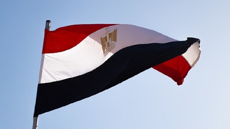 مصر تقرر ابعاد سوريين اثنين لاسباب تتعلق بالصالح العام 