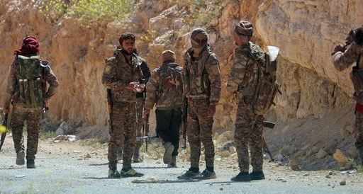 مقتل واصابة عناصر "قسد" بانفجار سيارة عسكرية بالرقة 