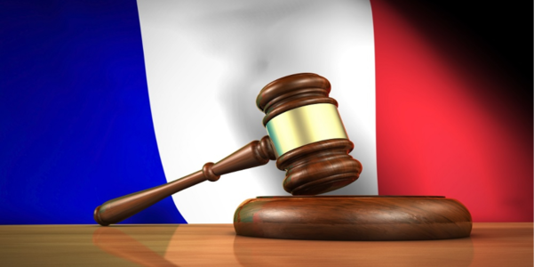 الادعاء الفرنسي يطالب بسجن 3 مسؤولين سوريين مدى الحياة بتهمة ارتكاب جرائم ضد الانسانية