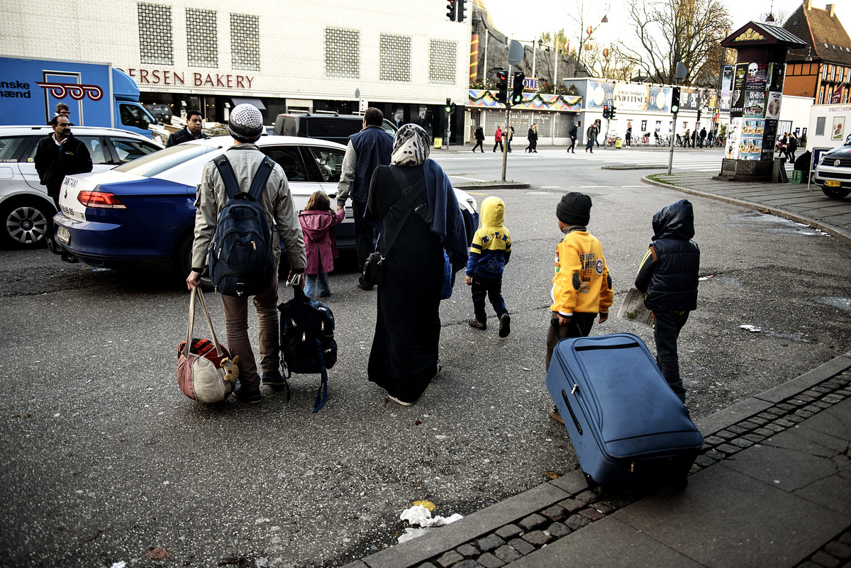 بعثة أوروبية لدراسة إنشاء مناطق آمنة في سوريا لعودة اللاجئين