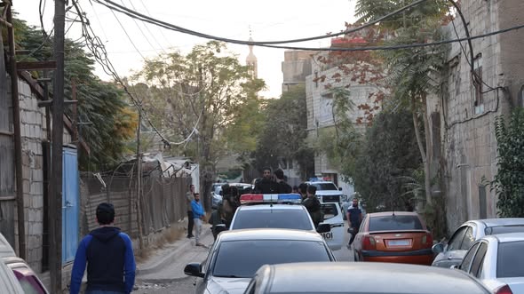 الداخلية تعلن شن حملات أمنية لاستهداف خلايا "داعش" في عدة محافظات