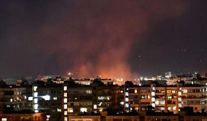 بواسطة صواريخ... هجوم مجهول المصدر يستهدف منطقة المزة 86 في دمشق