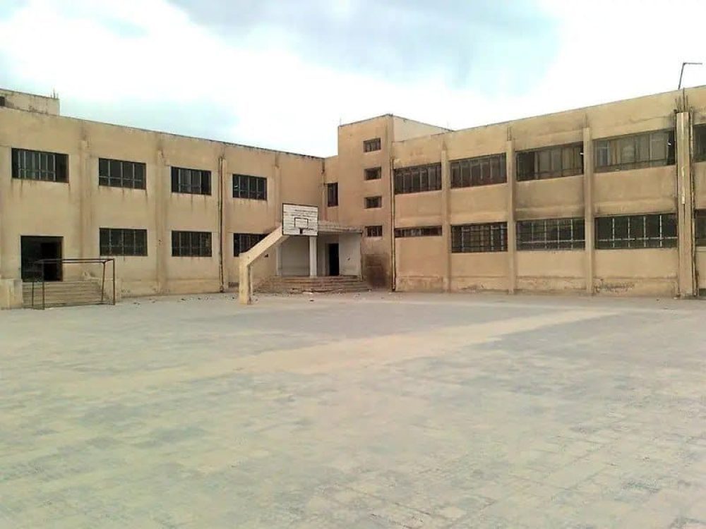 استئناف الدوام المدرسي في حمص وانهاء حظر التجول في الأحياء الجنوبية