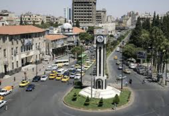 الموسيقار مالك جندلي يعتذر عن إحياء "ذكرى التحرير" بعد إلغاء حفل "ساحة الساعة" بحمص