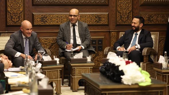 سوريا وفرنسا تبحثان تعزيز التنسيق لمواجهة التهديدات الإرهابية