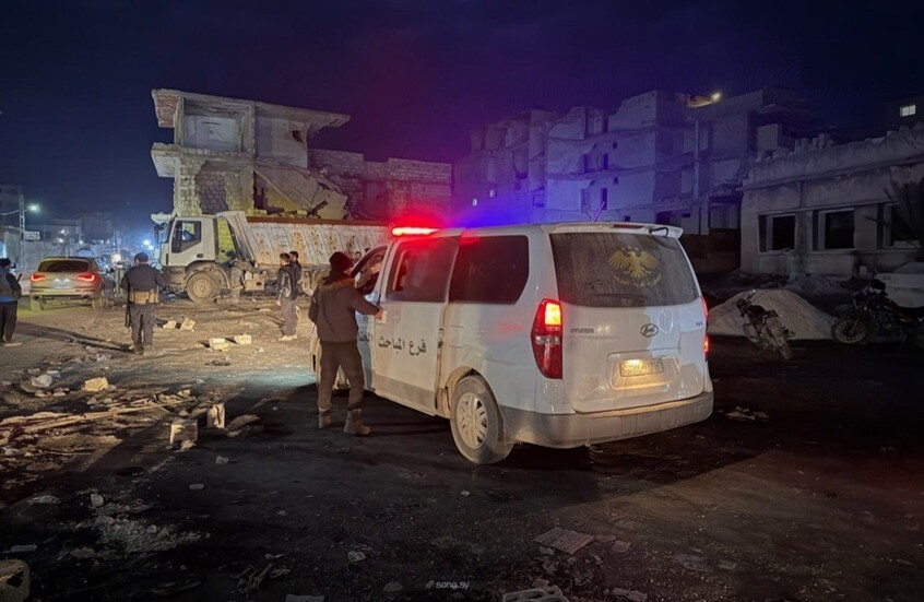 العثور على مقبرة جماعية داخل مبنى أمن الدولة سابقاَ في ادلب