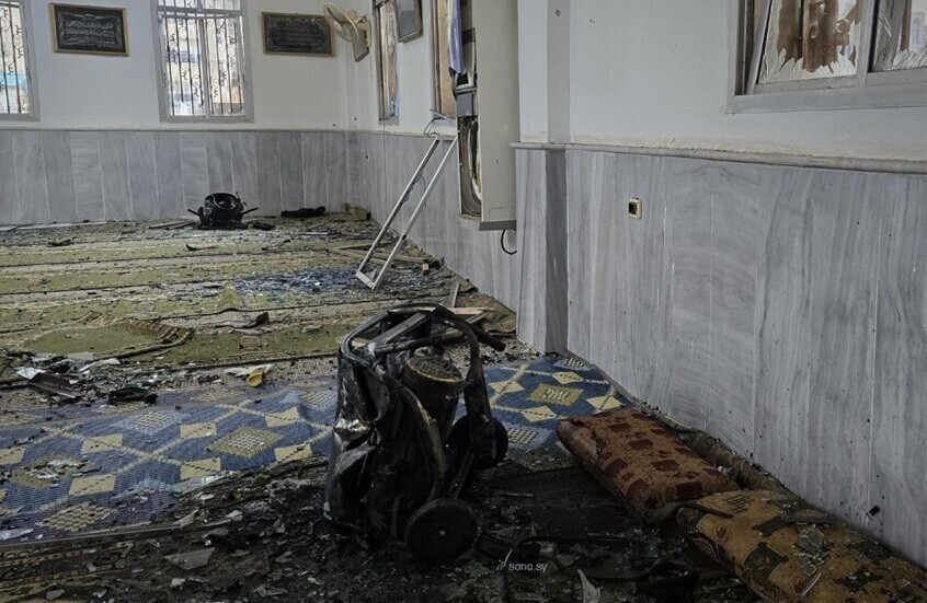 بريطانيا: تفجير مسجد بحمص محاولة وحشية لزعزعة السلام