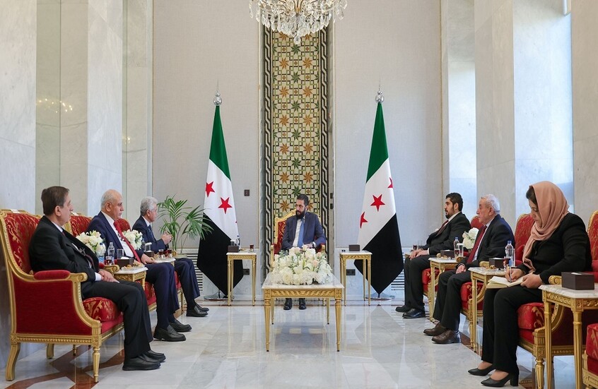  الشرع يؤكد الالتزام بضمان حقوق المواطنين الأكراد