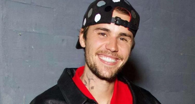 شركة طيران تسخر من تسريحة شعر جاستن بيبر.. ووزير تركي يدخل على الخط 