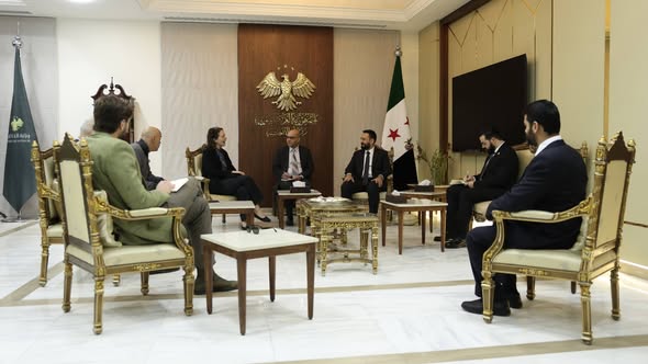  مباحثات سورية بريطانية حول الوضع بالسويداء وتطوير التعاون الامني 