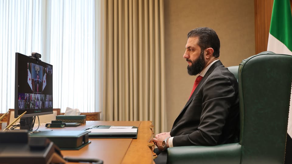 الشرع: التصعيد بالمنطقة يمثل "تهديداَ وجودياَ" وسوريا تتعرض لتداعيات خطيرة 