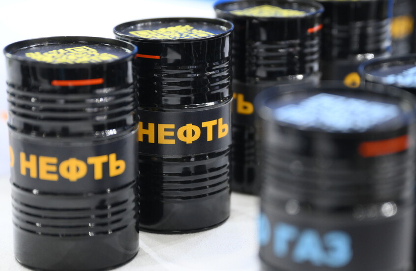 باحثاَ عن طرق بديلة .. العراق يطرح مناقصات لتصدير النفط عبر سوريا والاردن 