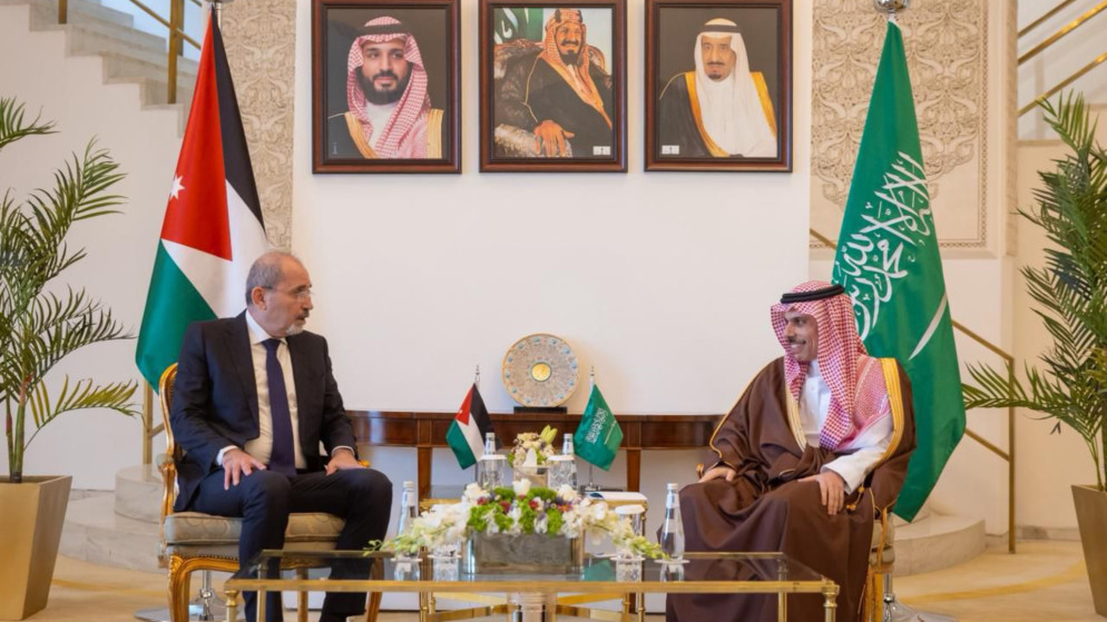 السعودية والأردن يؤكدان على الحكومة السورية في اعادة البناء