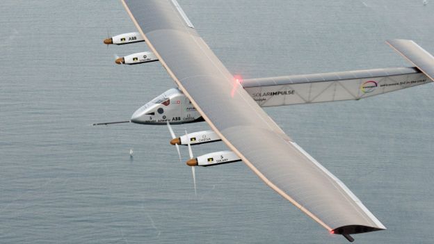 الطائرة "سولار إمبلس" التي تعمل بالطاقة الشمسية 